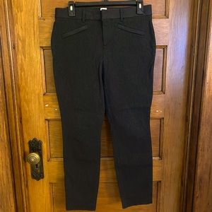 Gap Signature skinny ankle pants, size 6